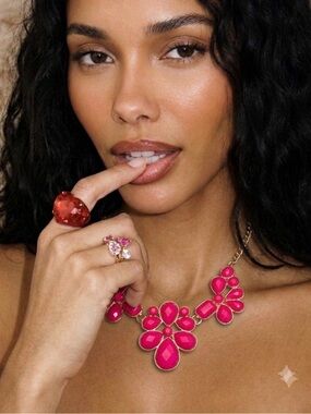 Hot Pink Statement Floral Necklace Chunky Y2K Flower Jewelry